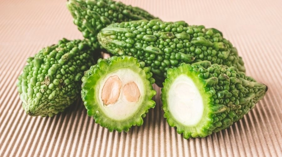 苦瓜胜肽是什麼？什麼時候吃？4大功效、吃法禁忌與營養成分