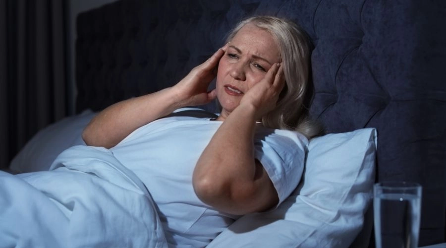 更年期失眠吃什麼?27種助眠食物+5招改善方法,幫助一夜好眠